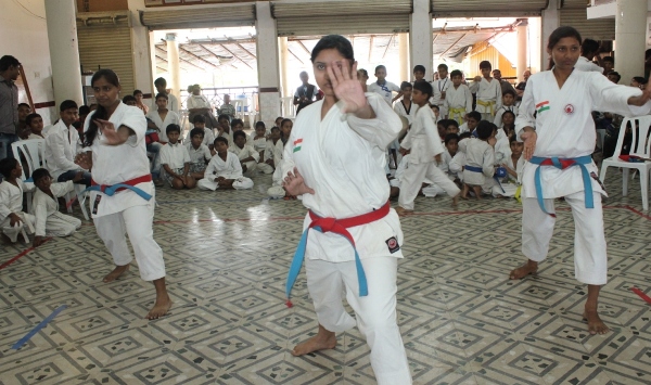 Karate-2
