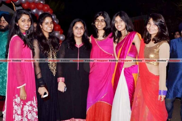 Shahriz Satyani, Kashvi Mansvkhani, Shreya Mrig, Ananya Thapar, Palak Jain & Sanjana Golcha