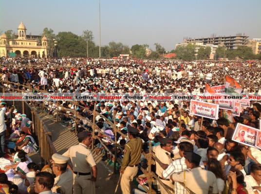 We for Sonia… More than 2 lakh people turned out at Kasturchand Park on Thursday to hear Sonia Gandhi. 