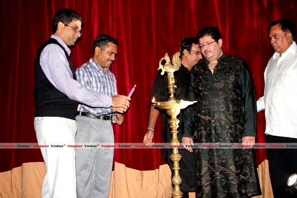 Inauguration at the hands of B Venugopal Redyy, Divisional Commissioner, Nagpur.