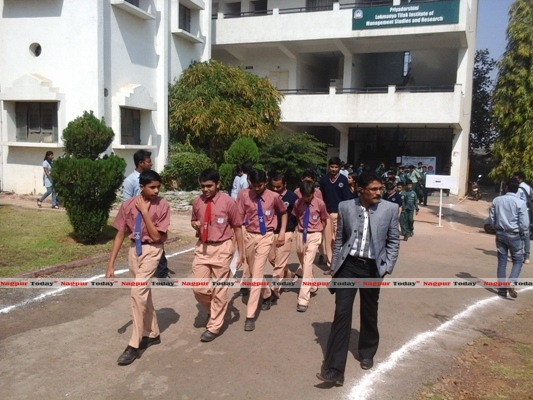 Students from various schools being taken for the live session of Aeromodelling!