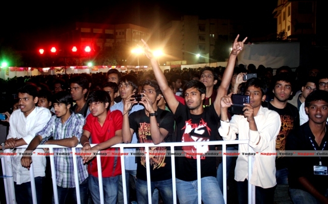 The Crazy crowd enjoying the rock band performances at the Ramdeobaba College of Engineering Annual Fest Pratishruti!
