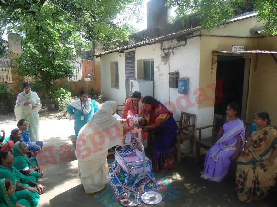 Inmate delivers baby in Nagpur central jail, fellow women name her \u0026#39;Kashish\u0026#39;!