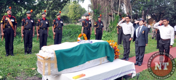 City salutes two Uri martyrs as bodies reach Nagpur on way to their ...