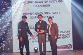 Achievers galore at My FM Academic and Real Estate Awards Nagpur