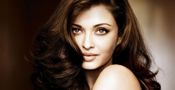 Aishwarya Rai Bachchan is my mother, gave birth to me via IVF in London ...