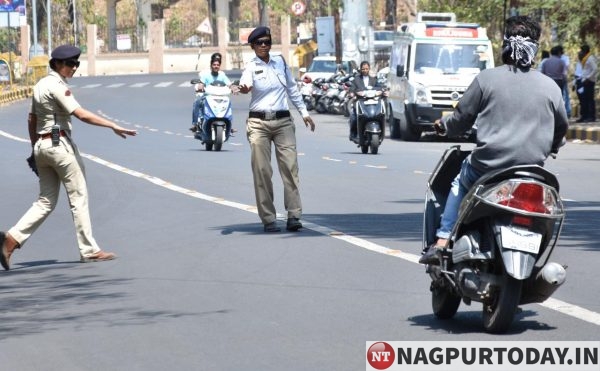 Lady cop who controls Nagpur's traffic with ease