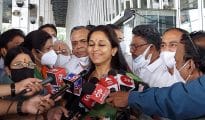 Supriya Sule, Uday Samant arrive in Nagpur