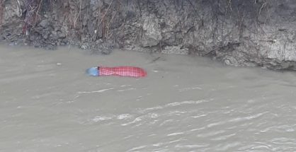 Body of man found floating in nullah near Mankapur Ring Road