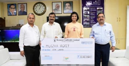 WCL gives financial assistance of Rs. 10 Lakhs to an International Badminton player Ms. Mugdha Agre