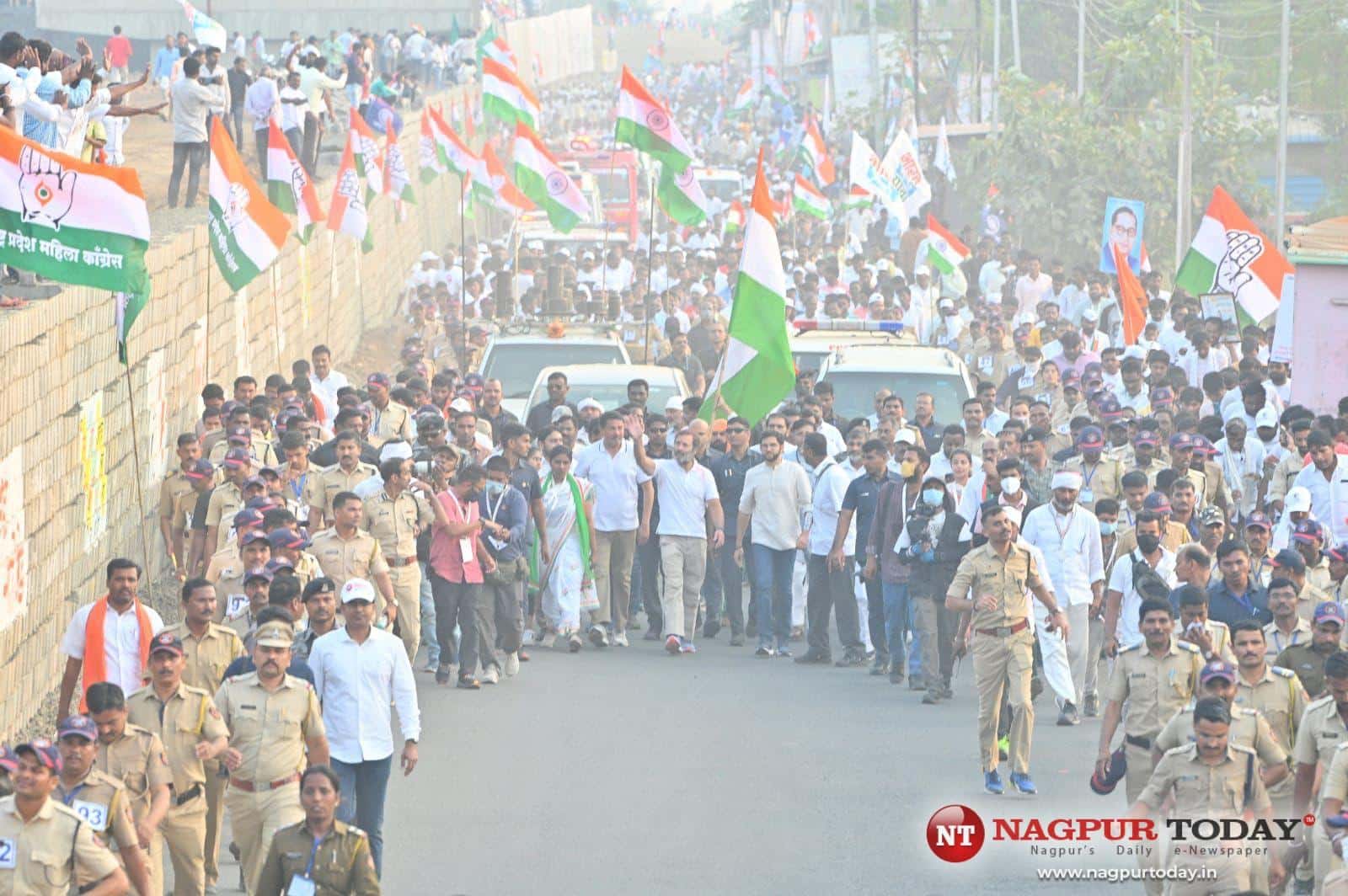 Aaditya Thackeray Joins Rahul Gandhi In His Bharat Jodo Yatra In Maharashtra