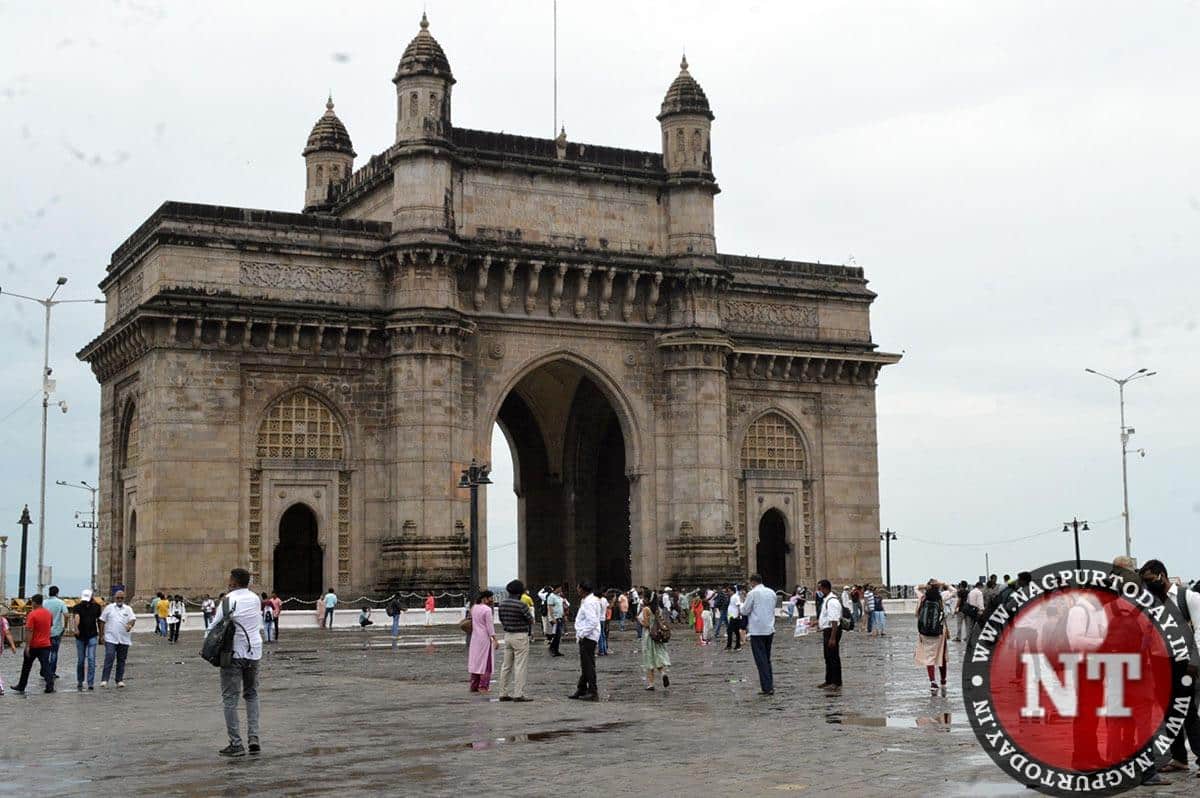 few-cracks-found-on-surface-of-gateway-of-india-nagpur-news