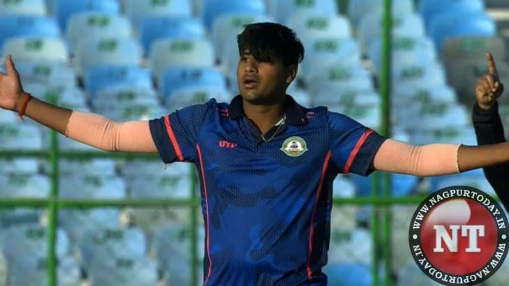 Vidarbhas Yash Thakur Makes Ipl Debut For Lsg