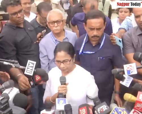 Stopped from speaking at Niti, Mamata walks out