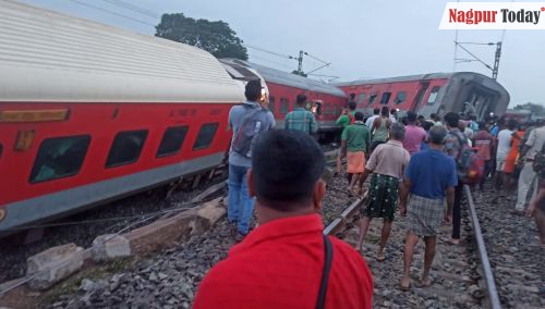 mumbai-howrah mail