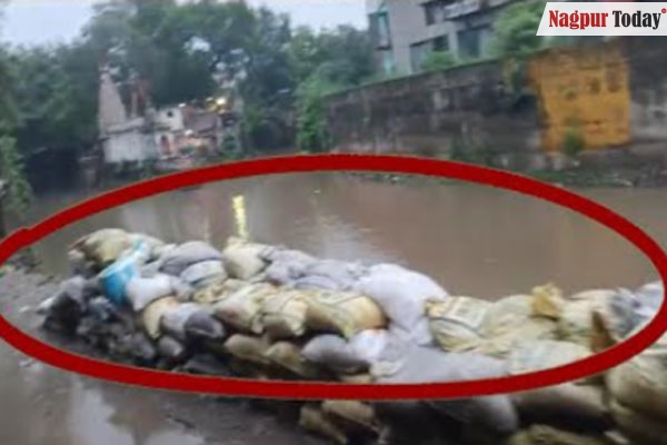 Nagpur’s Yashwant Stadium Area Faces Flooding Risk Due to Lack of Drain Safety Barriers