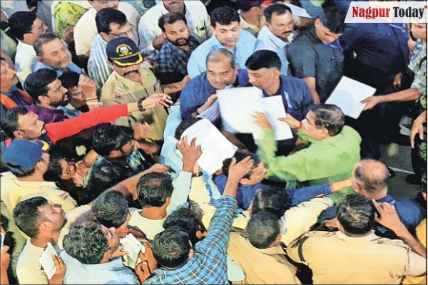 Gadkari defends cement roads amidst waterlogging havoc in Nagpur