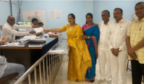 Anuja Kedar files nomination as independent candidate for Saoner seat