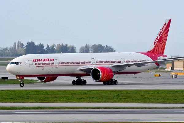 08air-india1-600x400.webp