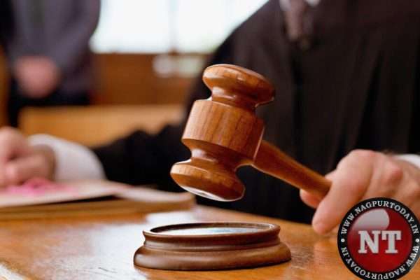 Akola massacre case: HC commutes death sentence of father-son duo