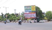 HC pulls up NMC for unauthorised hoardings on city footpaths