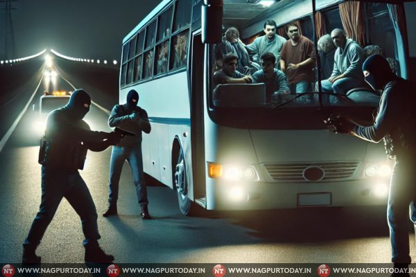 Nagpur-Raipur Travels Bus Hijacked, Workers Robbed at Gunpoint