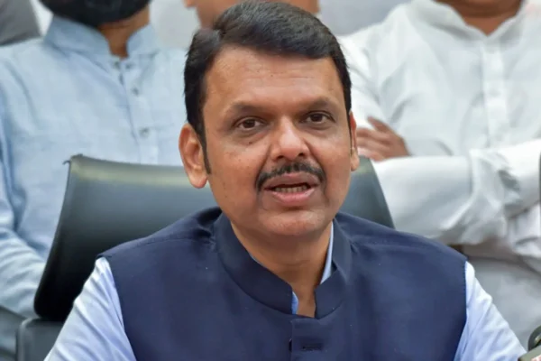 Fadnavis accepts Dhananjay Munde’s resignation